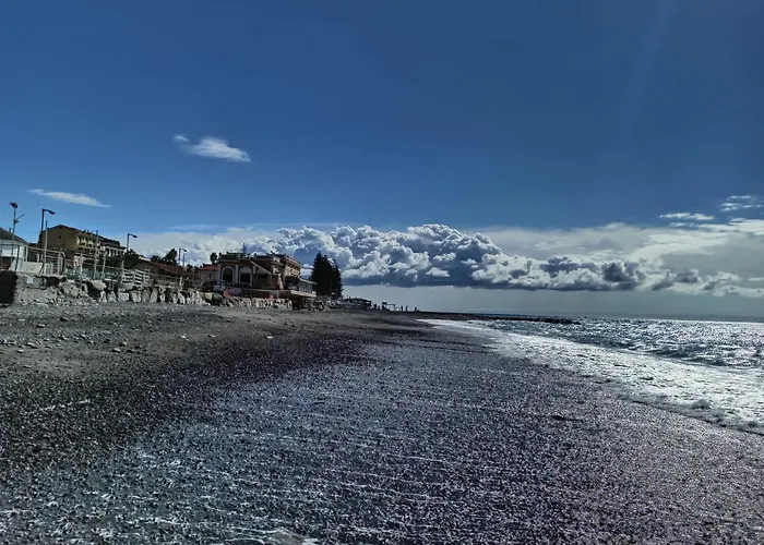 Casa Odello And The Sea Bordighera
