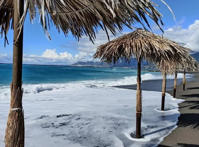 Casa Odello And The Sea Pensión